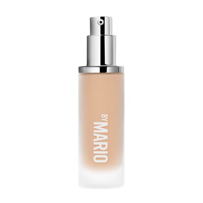 SURREALSKIN® NATURAL FINISH FOUNDATION (BASE DE LARGA DURACIÓN CON ACABADO NATURAL)